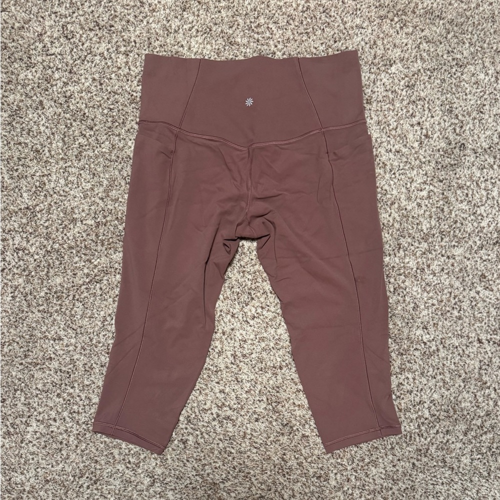 Athleta Women’s Salutation Stash Pocket II Capri - Picture 3 of 5